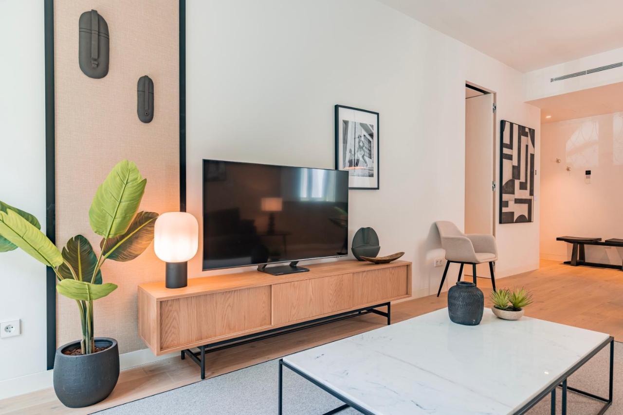 Liberdade Elegance W/rooftop Pool By Lovelystay Apartment Lisbon