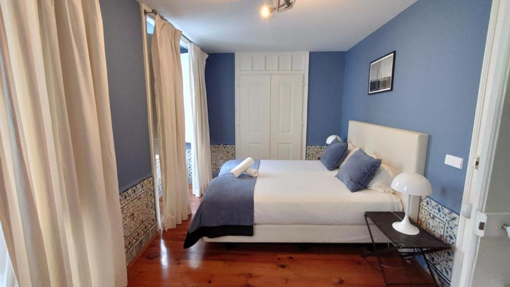 Correeiros Blue Heart Of Apartment