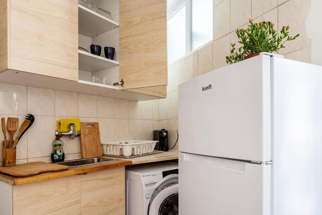 2 Bedroom For 4 People With Free Public Parking Apartment