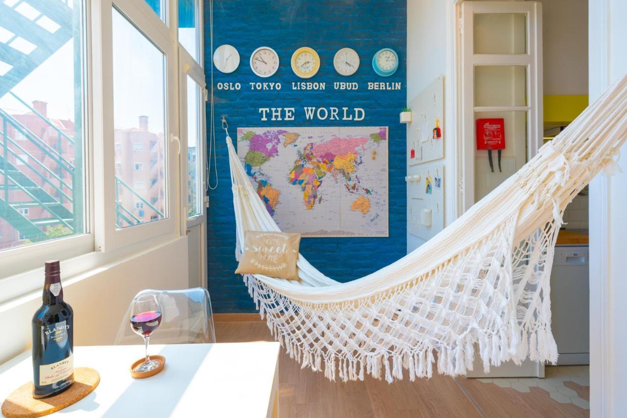 Apartment Wanderful - Travel Themed