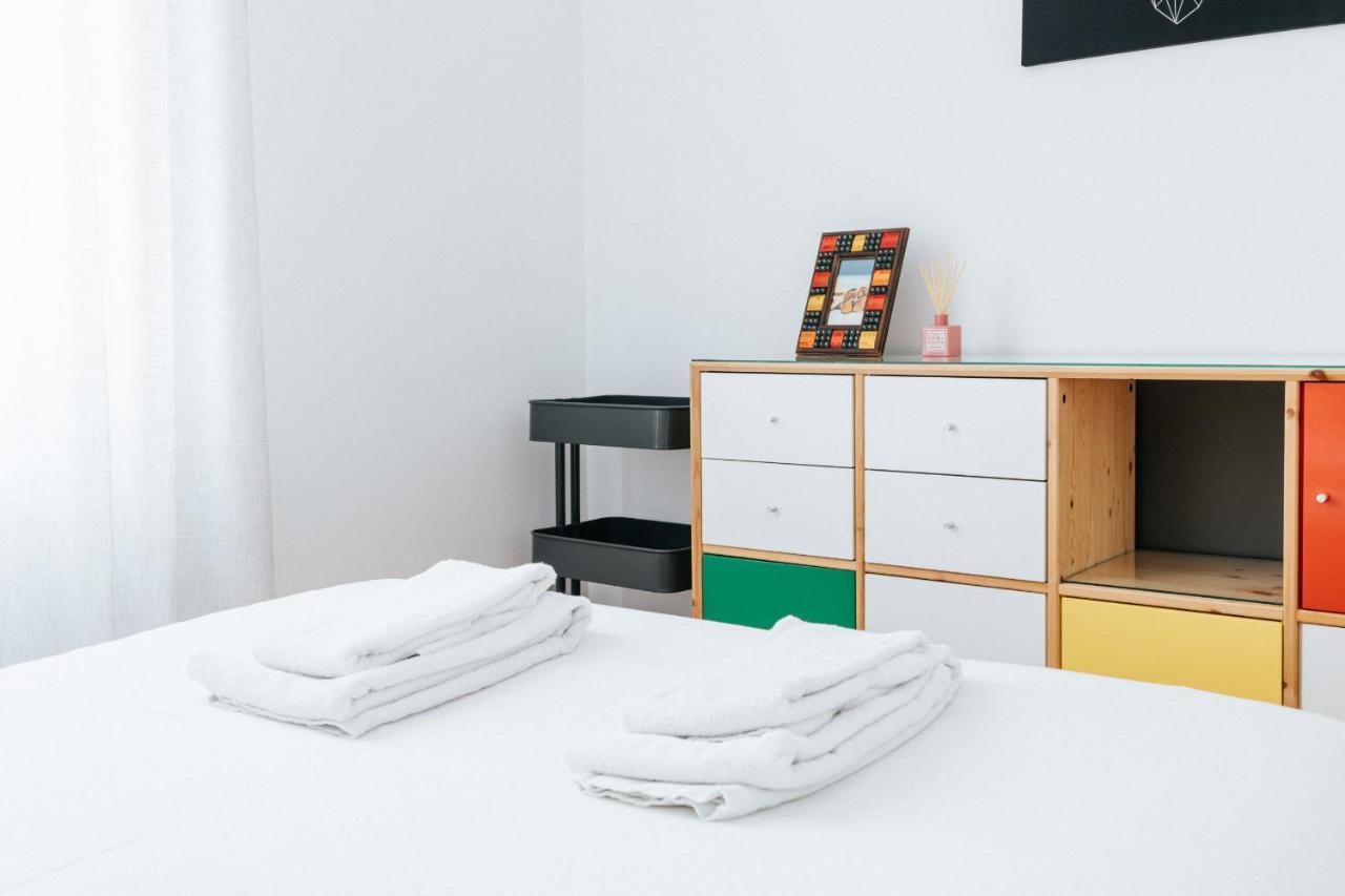 Apartment - Martim Moniz And Garage Lisbon