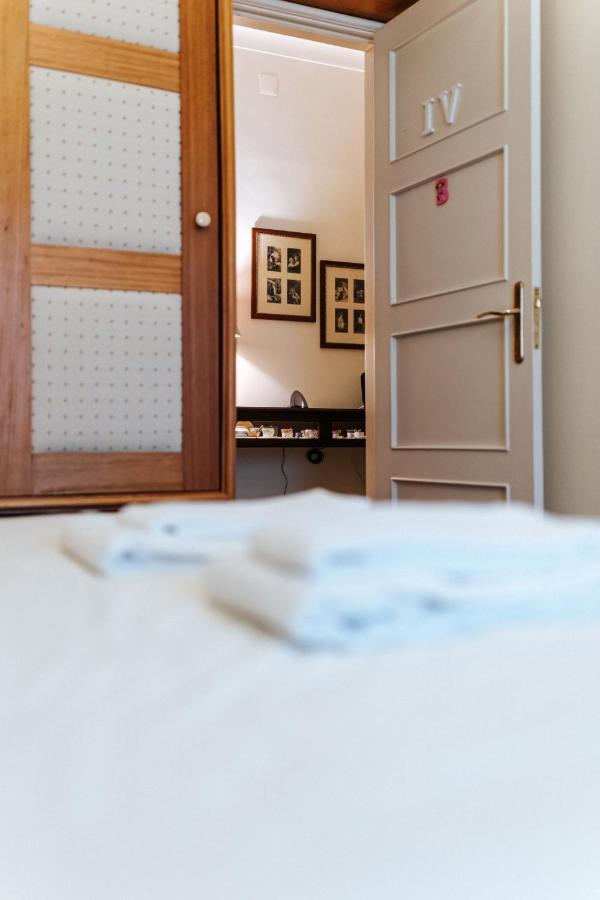 Double Bed Av Da Republic * Lisbon