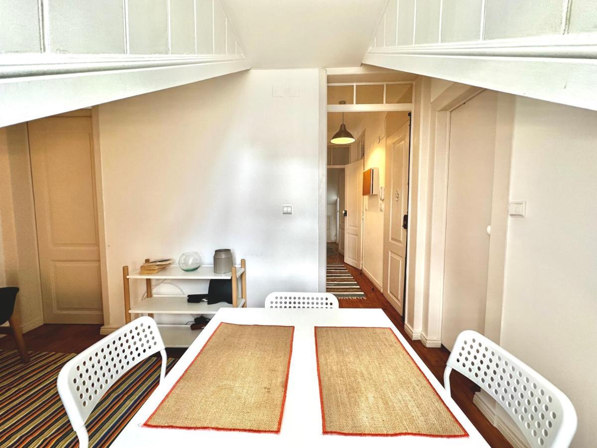Alcantara 2 Bedrooms Apartment *