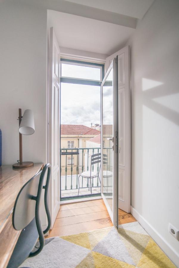 Charming, Sun-drenched In Estrela Lisbon