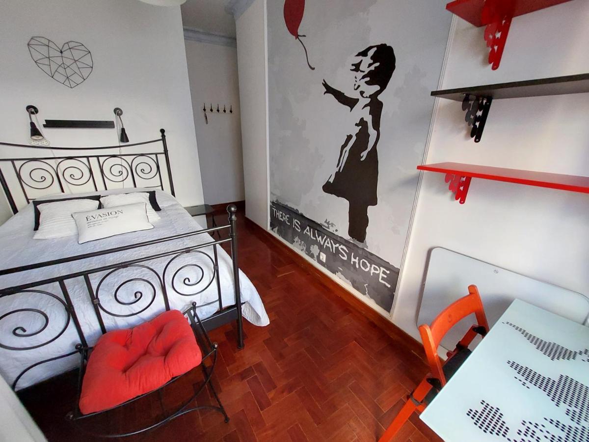 Caza Latina Lisboa