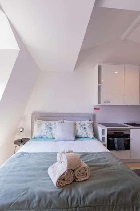 Superb Apartment