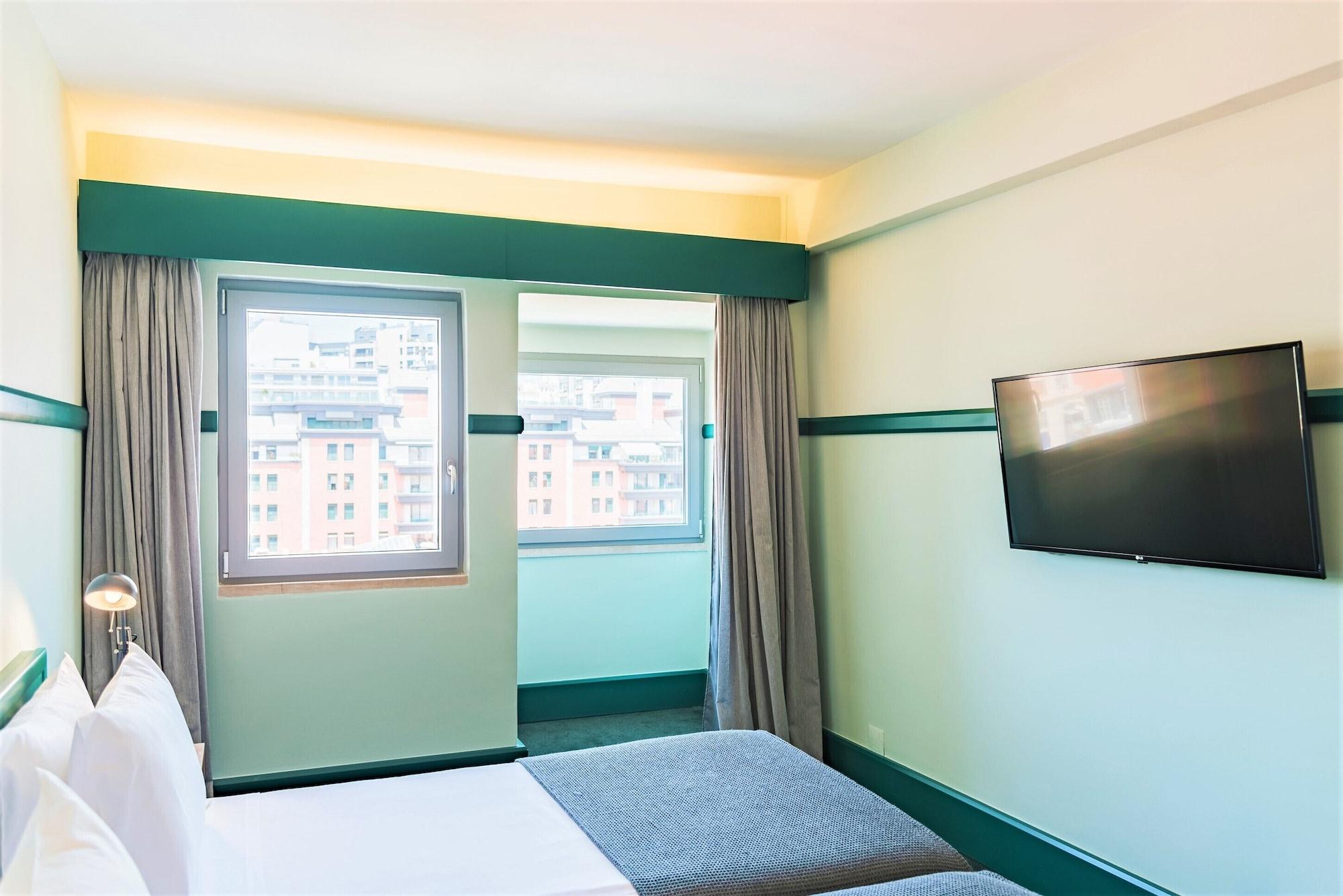 Hotel Holiday Express & - Principe Real By Ihg 3*