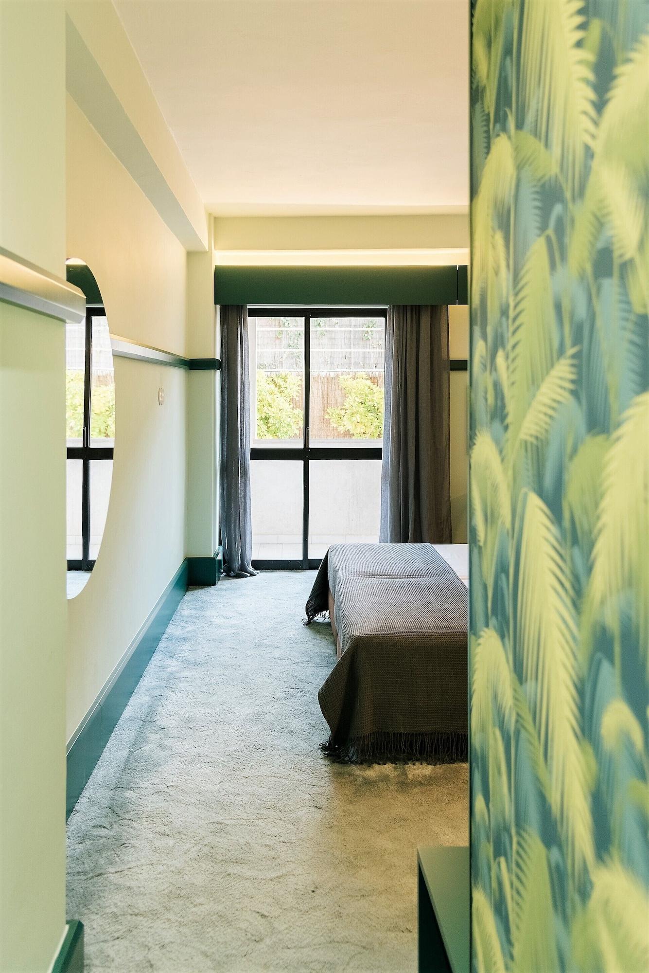 Holiday Express & - Principe Real By Ihg Hotel