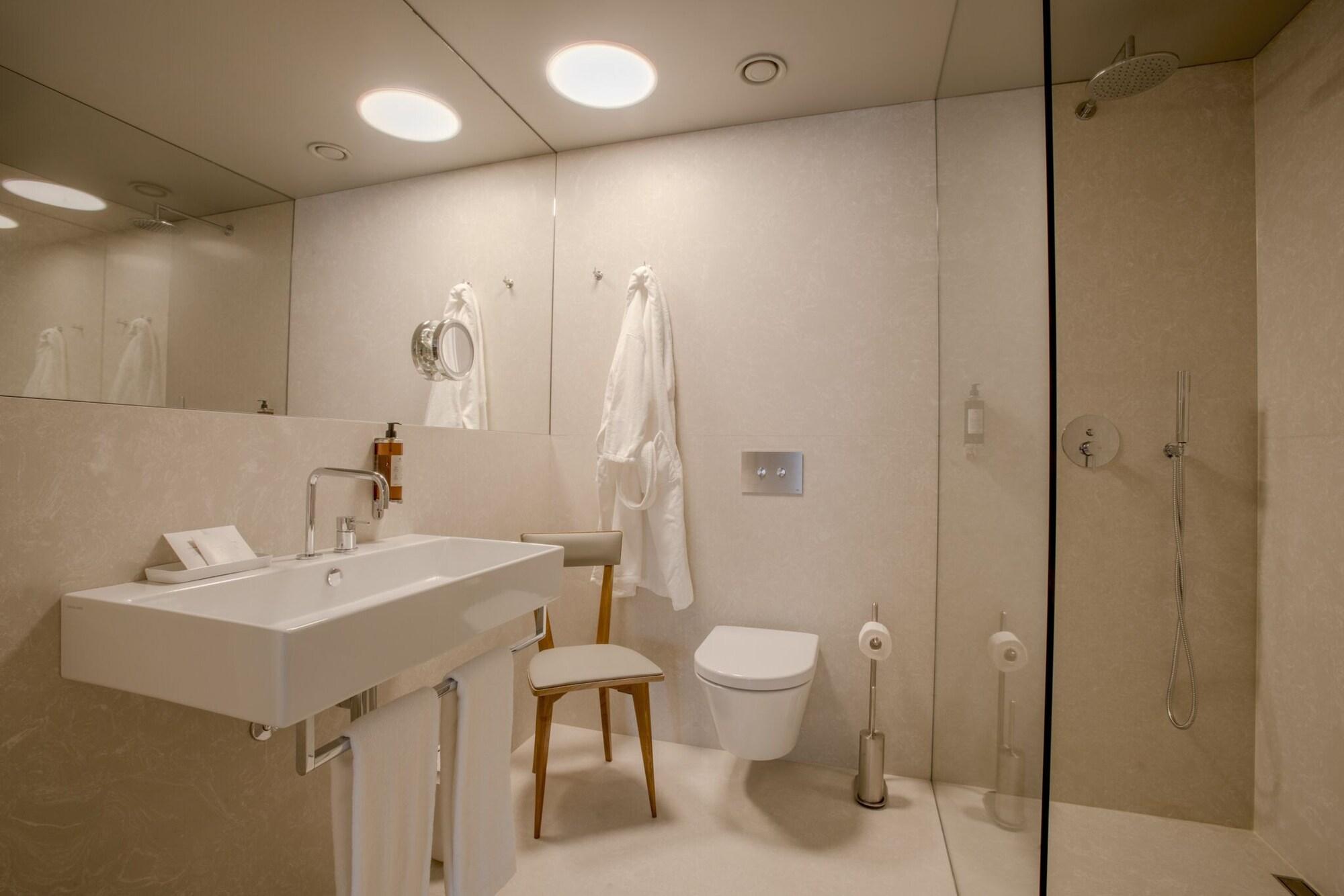 Raw Culture Arts & Lofts Bairro Alto Apartment Lisbon