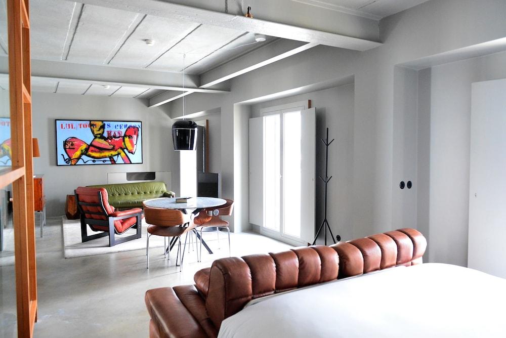 Raw Culture Arts & Lofts Bairro Alto Apartment *
