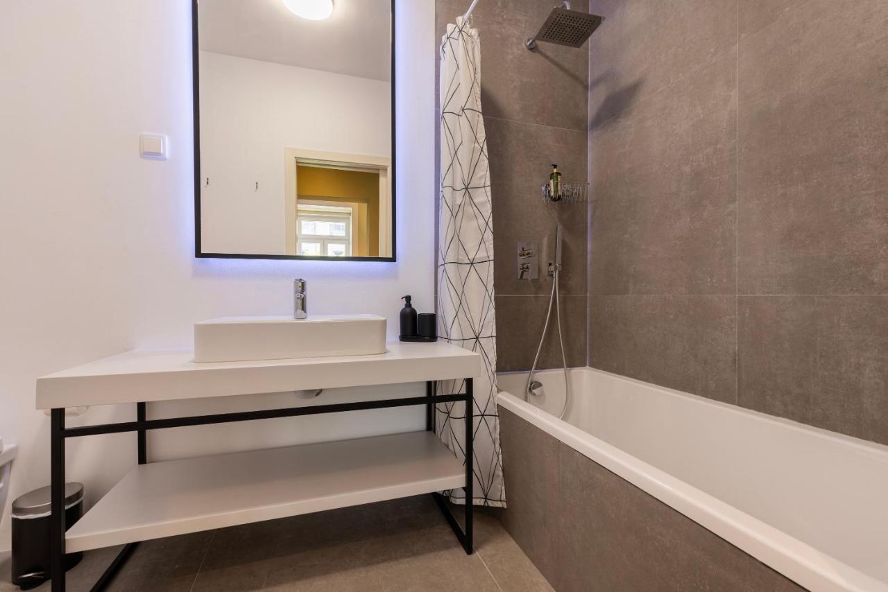 Liberdade Concept 3bdr By Lovelystay Apartment Lisbon