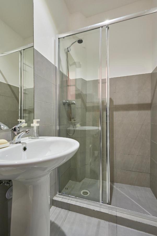 Find Out Guest house *