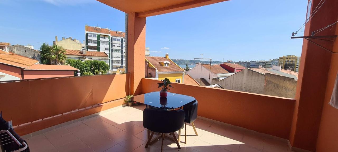 Apartment Relax In For 4 People With Terrace And Parking