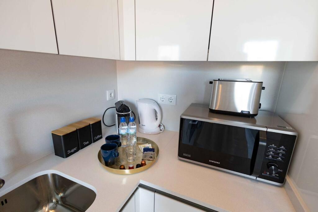 Stylish Apartment *