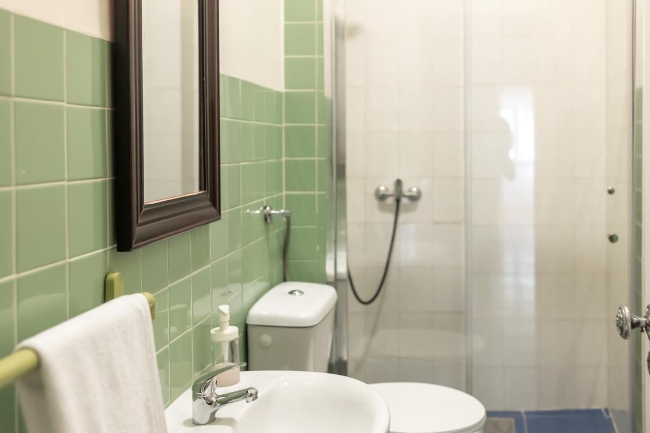 Romantic Downtown Guest house