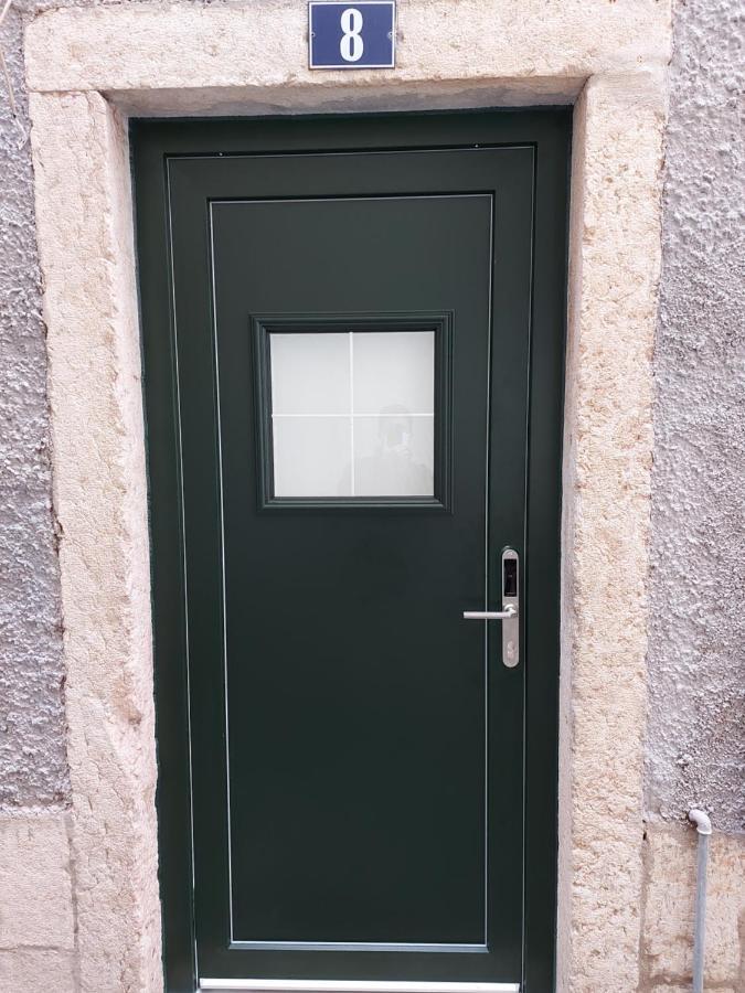 Madalena * Lisbon