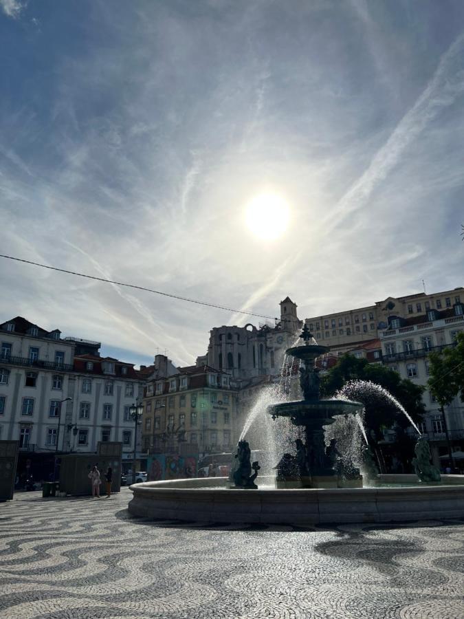 Cozy With Shared Bathroom On Rua Augusta * Lisbon