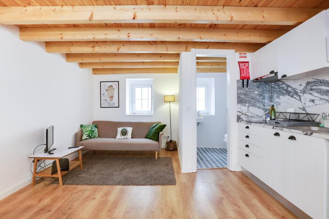 Classic Homes: Bright & In Belem Lisbon