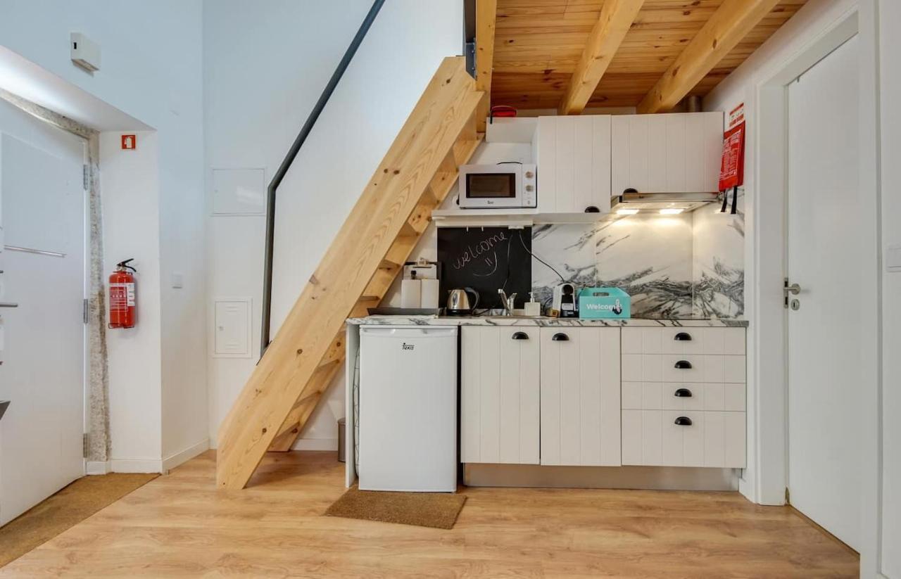 Classic Homes: Bright & In Belem Holiday home *