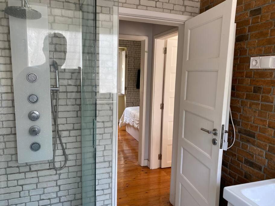 T2 Alvalade Em 3 Pessoas Apartment Lisbon