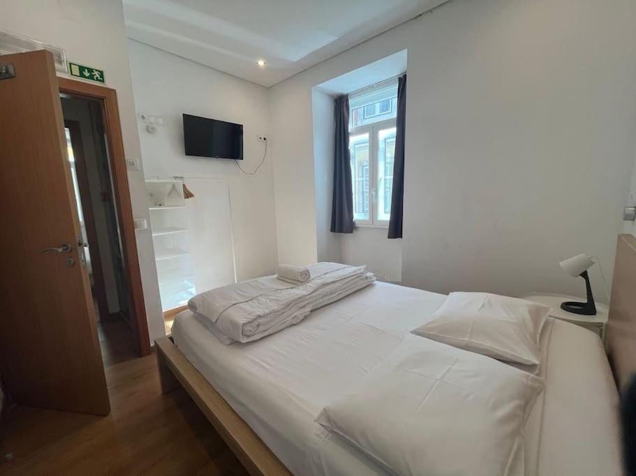 3 Bedroom - Bairro Alto Apartment *