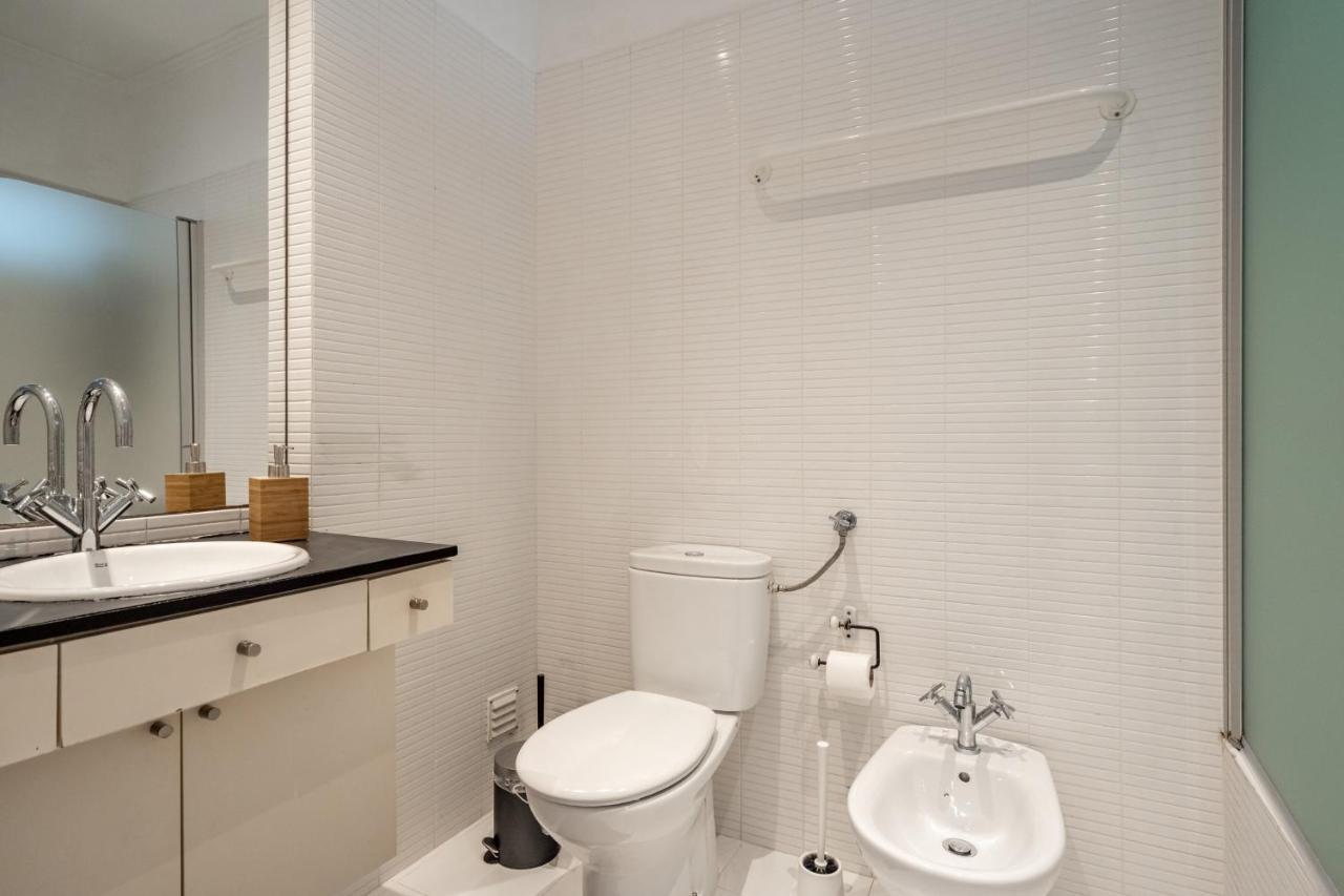 Spacious 3 Bedroom In The Heart Of Arroios * Lisbon