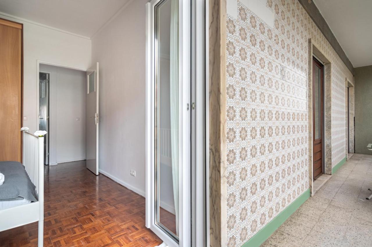 Spacious 3 Bedroom In The Heart Of Arroios Apartment