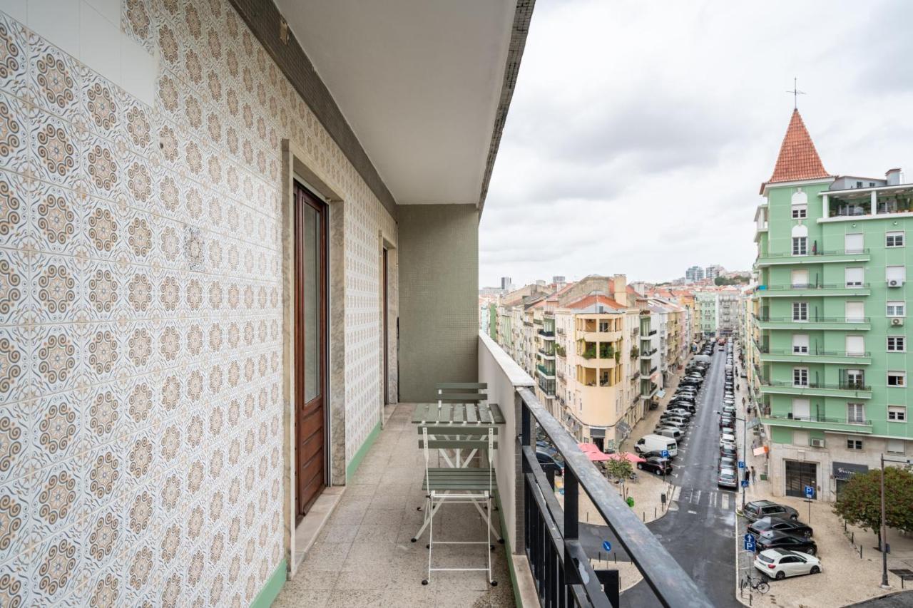 Spacious 3 Bedroom In The Heart Of Arroios