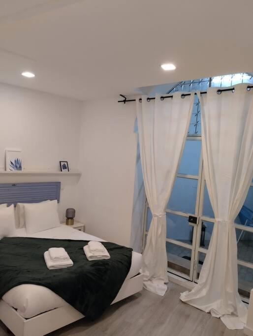 Apartment Alfama's Hidden Terrace Gem *