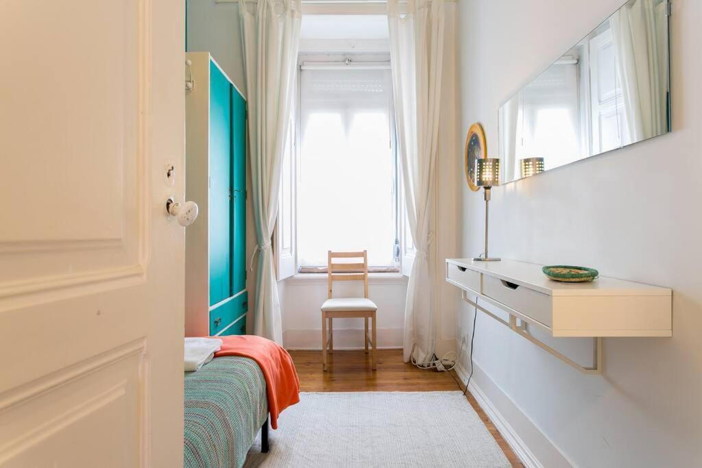 Principe Real Cool And Artistic 3 Bedrooms Flat! Lisbon