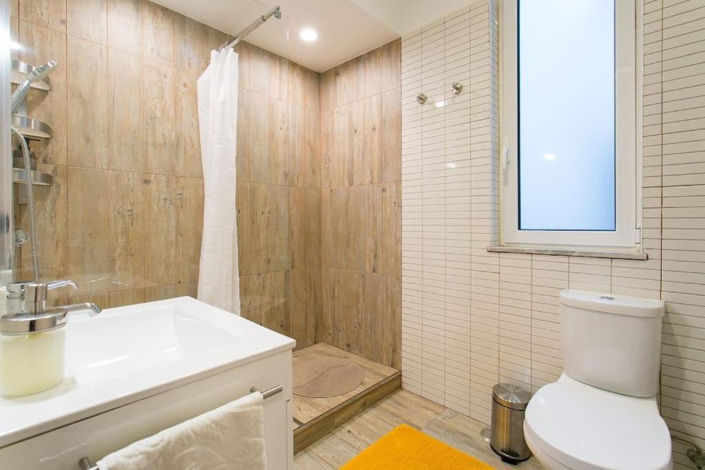 Apartment Principe Real Cool And Artistic 3 Bedrooms Flat! Lisbon