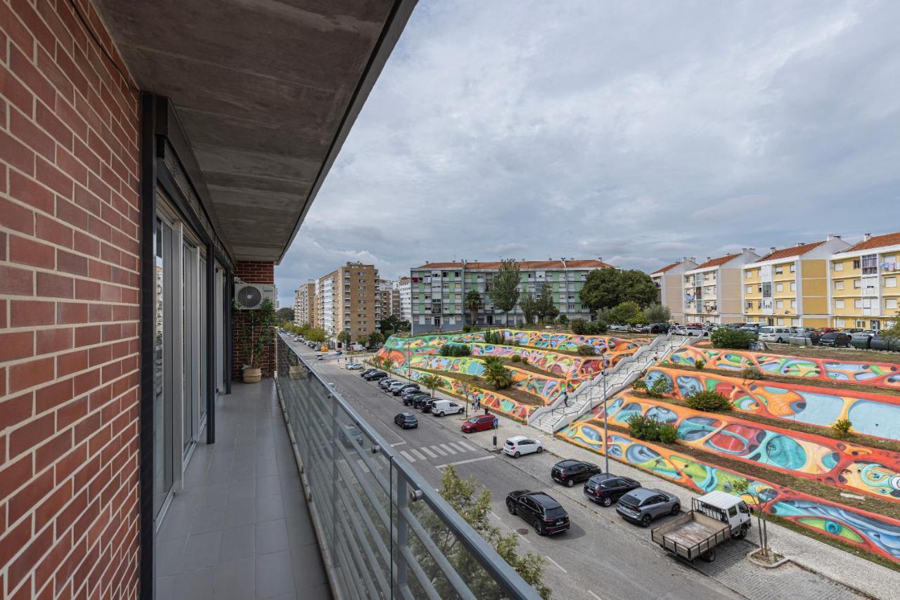 Charm 3bdr W/balcony By Lovelystay Apartment Lisbon