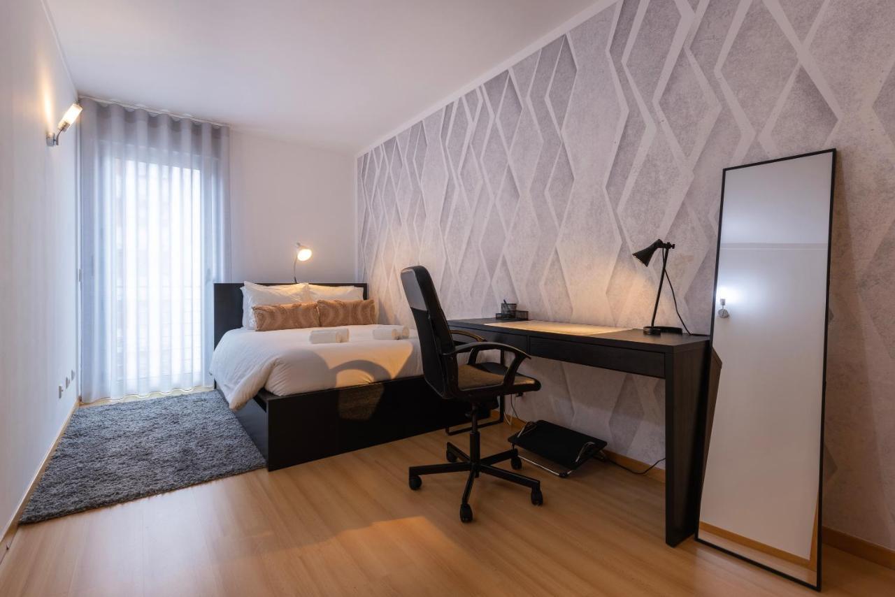 Charm 3bdr W/balcony By Lovelystay Apartment Lisbon