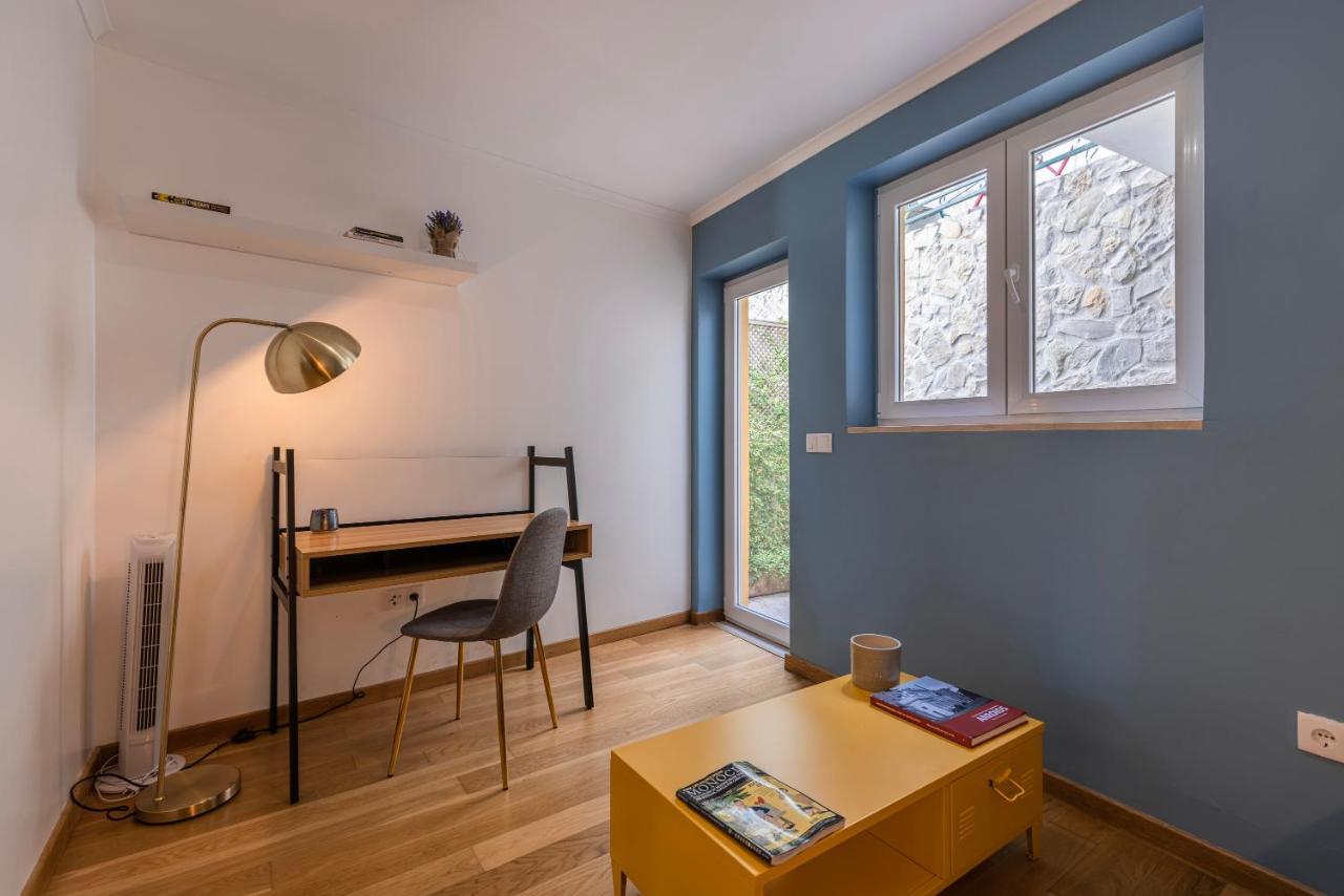 Cute In City Center By Lovelystay Apartment