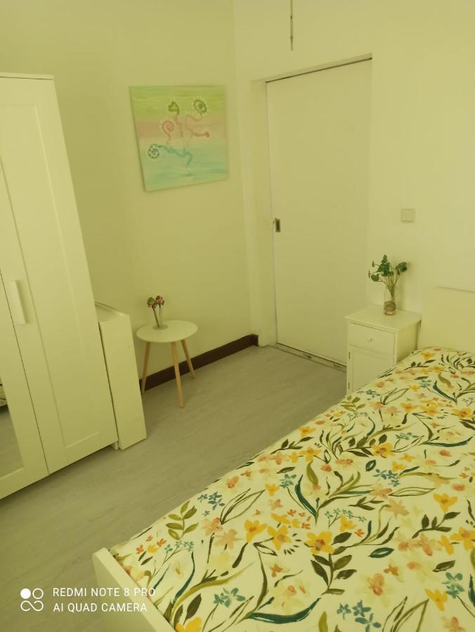 At Your Doorstep - Bedrooms Homestay Lisbon