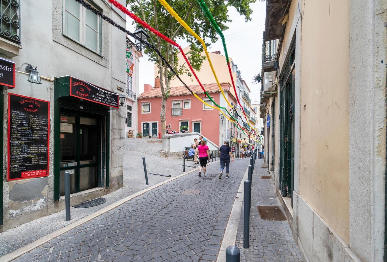 Historical Alfama, Building Top, 5mn To Train And Subway Apartment Lisbon