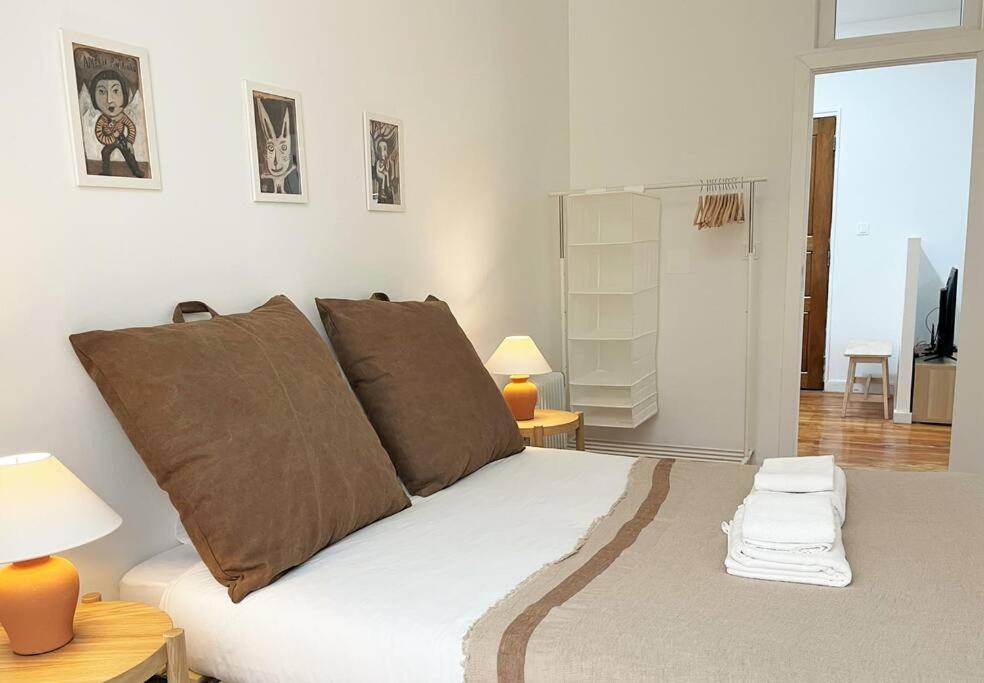 Sj2dee Heart Of Baixa New Air Conditioning Spacious 2 Apts 4br2ba Apartment