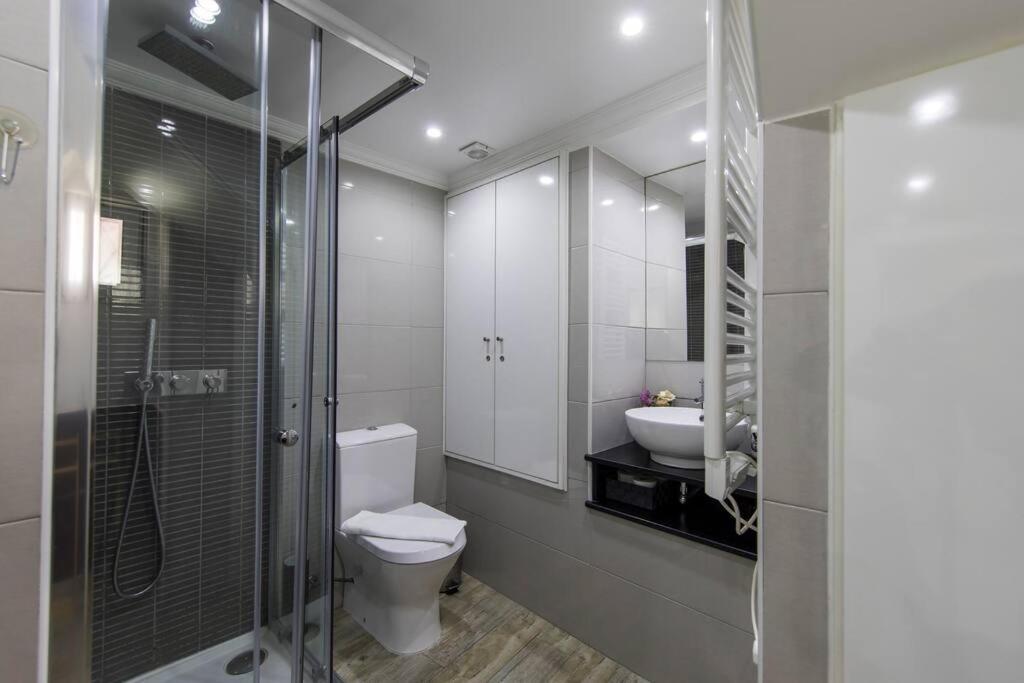Panteao House In Alfama - With A/c * Lisbon