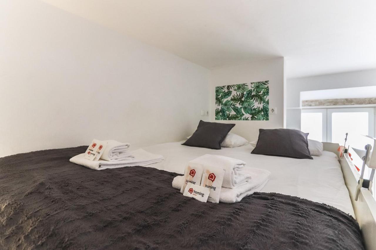 Santos Tiny By Homing Lisboa
