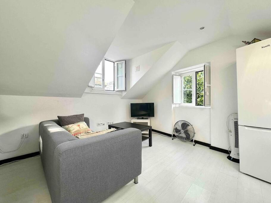 Duplex In Bairro Alto * Lisbon