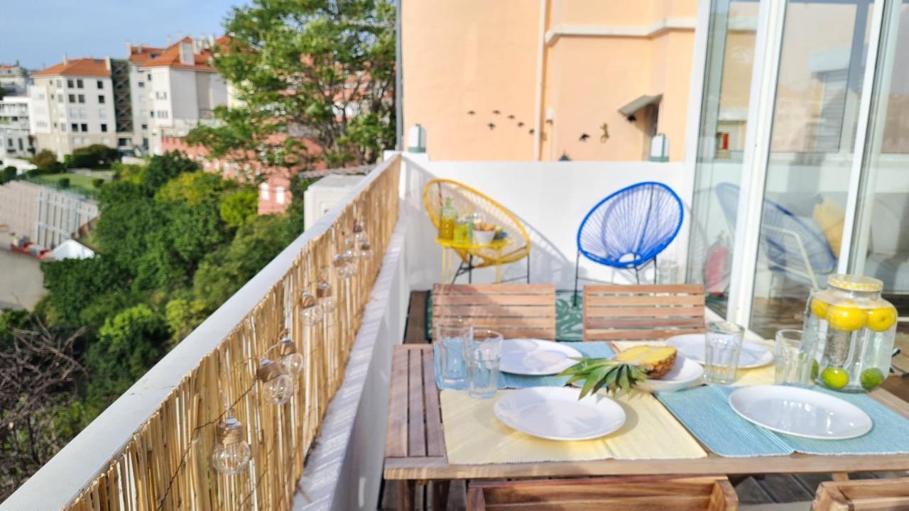 Apartment Happy - With A View, Private Terrace & Ac Lisbon