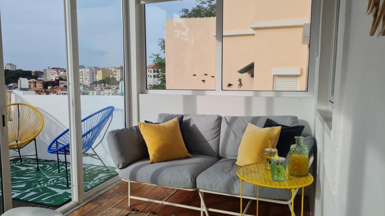 Apartment Happy - With A View, Private Terrace & Ac Lisbon