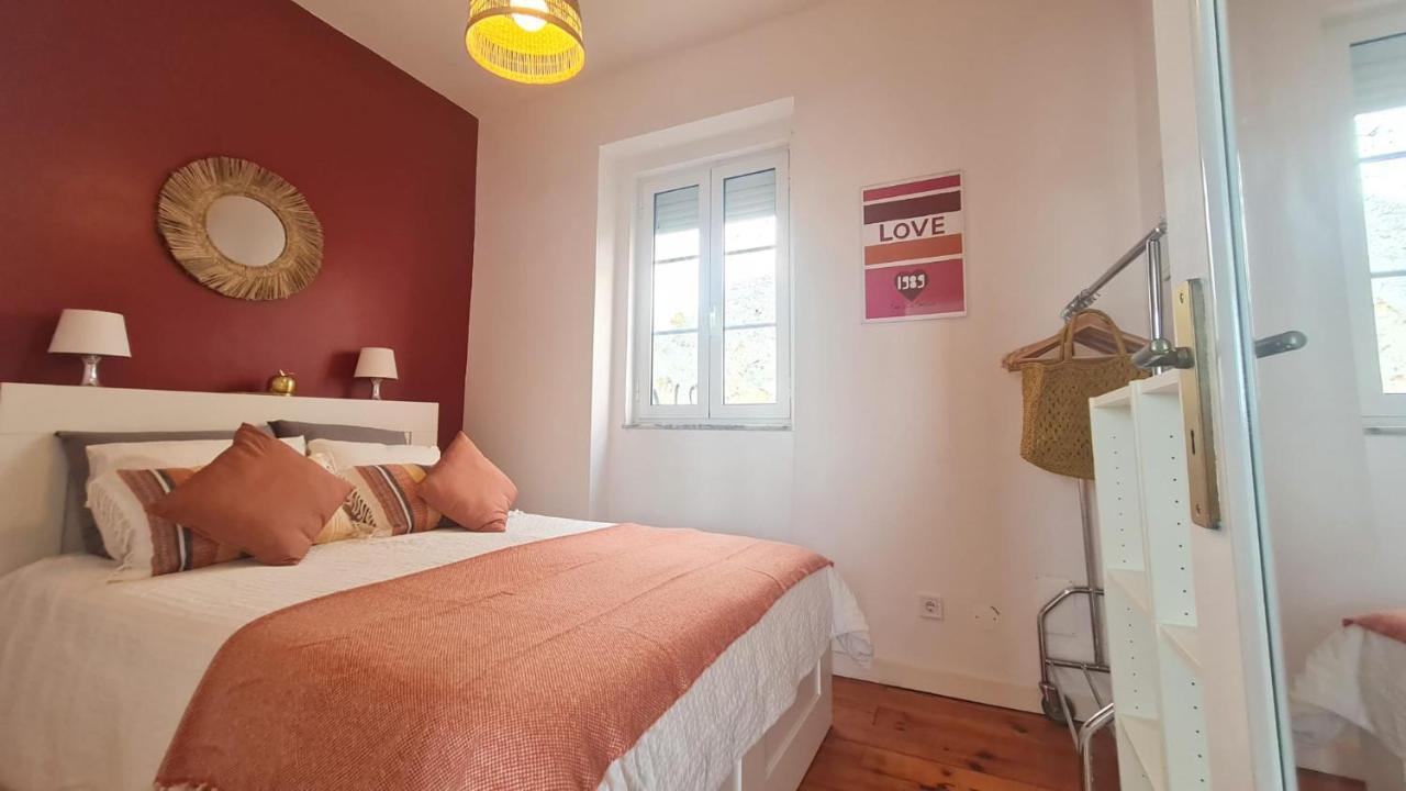 Happy - With A View, Private Terrace & Ac Apartment Lisbon