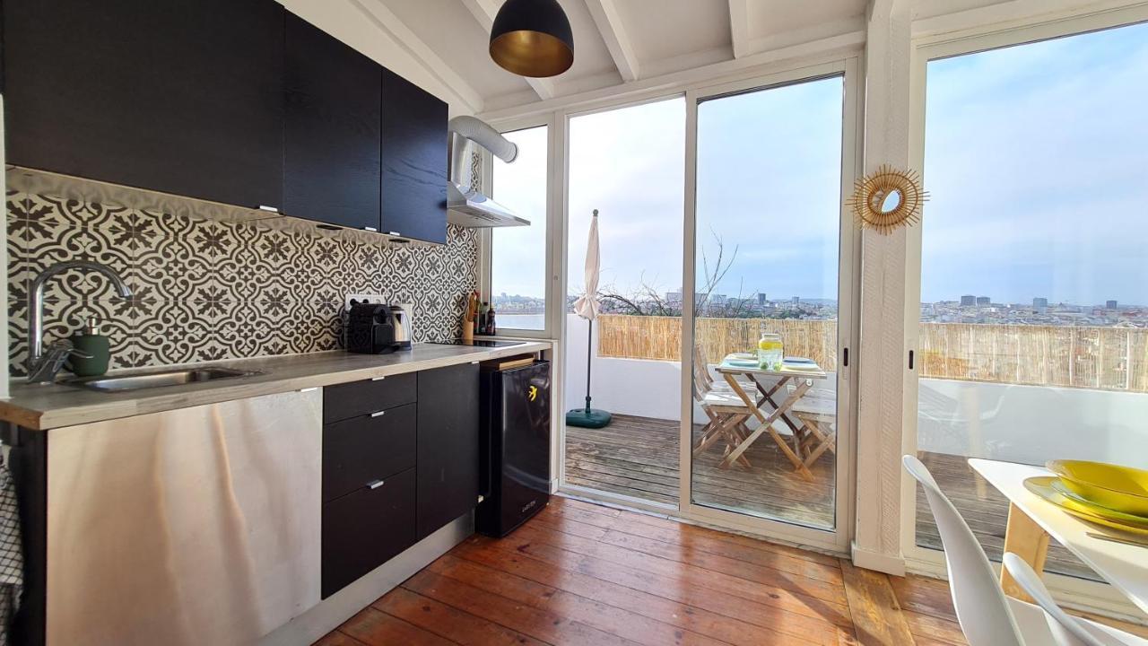 Happy - With A View, Private Terrace & Ac Apartment Lisbon