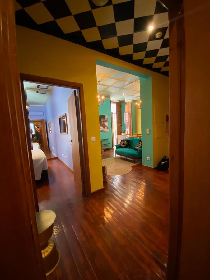 Arty In The Heart Of , Baixa Chiado Apartment *