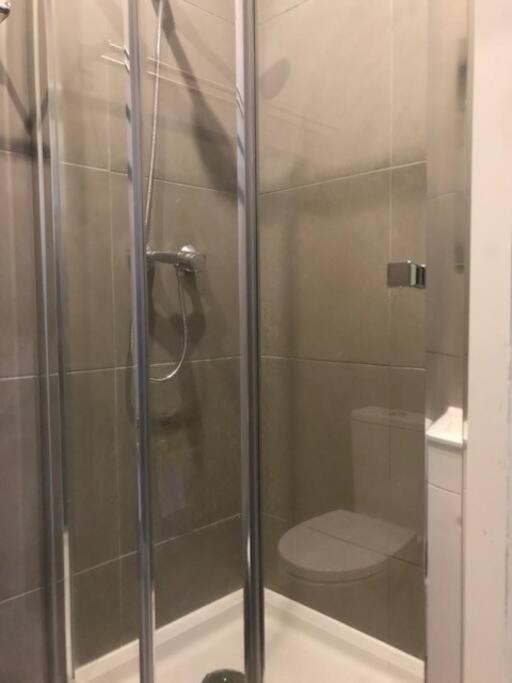 Charming In Campolide - 2f Apartment