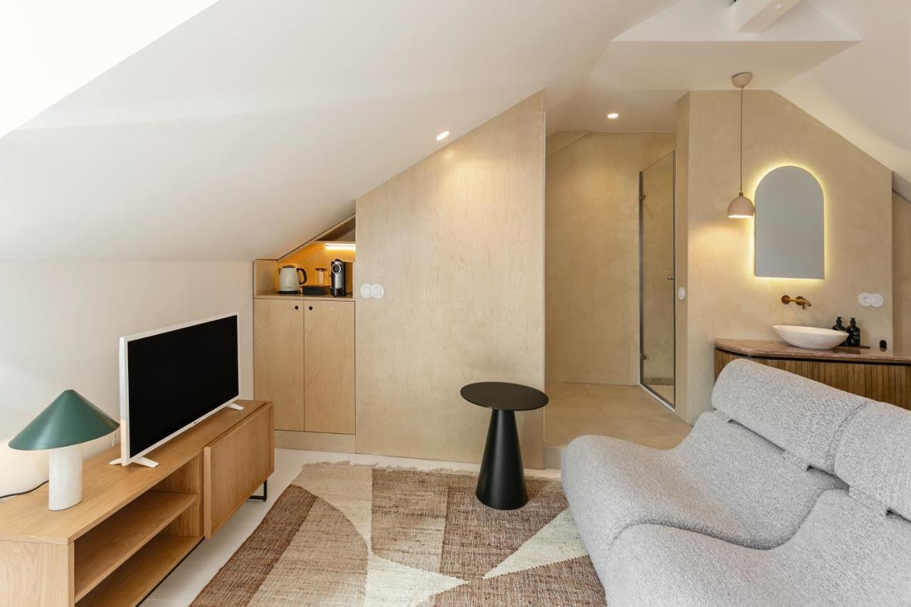 Fantastic Terrace In A Romantic Penthouse At Downtown Apartment *