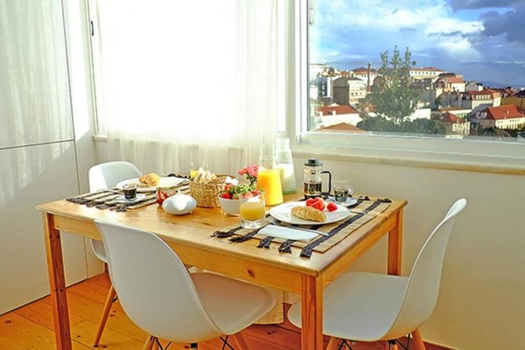 Pen-arts Apartment- Principe Real Garden - Bairro Alto Lisbon