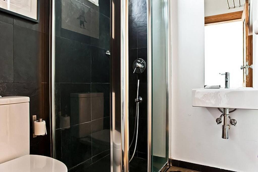 Pen-arts Apartment- Principe Real Garden - Bairro Alto * Lisbon