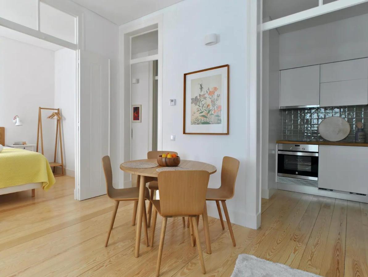 Alfama Confortable Near Cathedral Apartment Lisbon